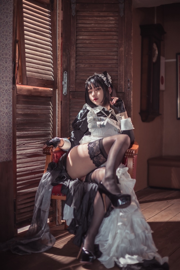 賭馬:日本美女Cos《絕區零》簡美圖賞:性感還原 身材絕佳