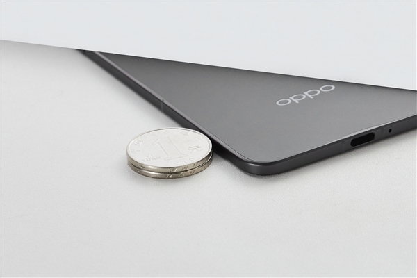 角子機：OPPO Find N5宣傳語曝光：折曡之王 又薄又強