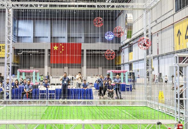 Online Casino:看無人機怎麽踢足球,這項新興運動正在引領科技競技新風潮